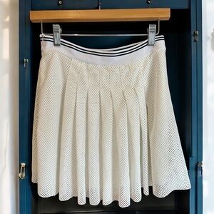 SIX CRISP DAYS Tennis Mini Pleated Skirt White‎ Mesh L